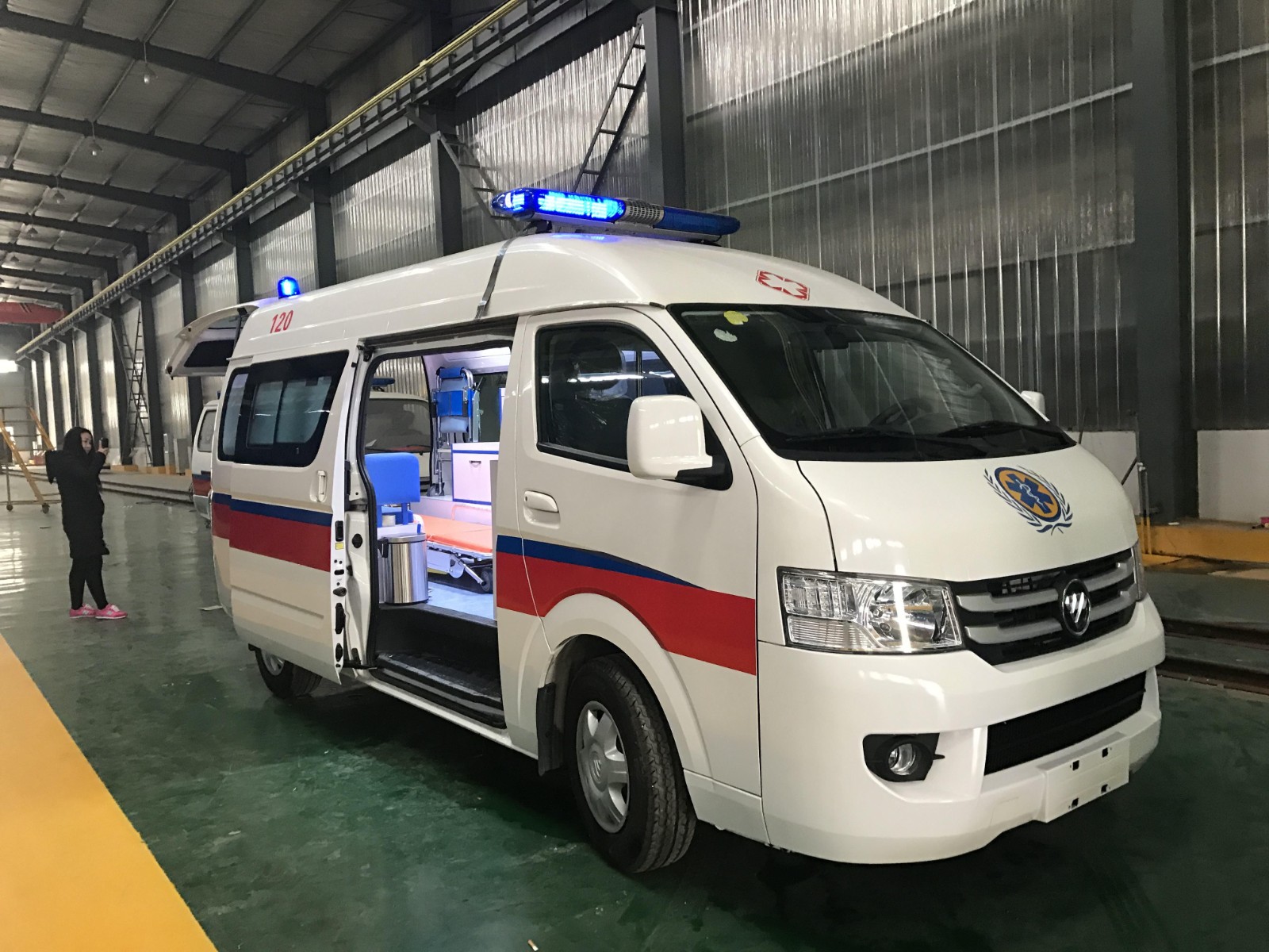 保川县救护车转院